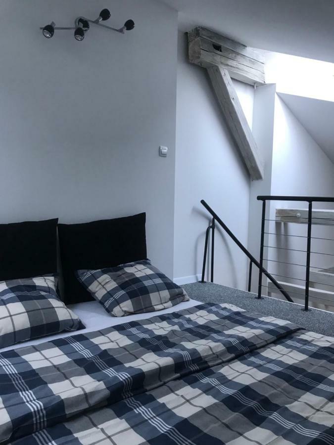 Klimatyczny Apartament Przy Bochenskim Rynku. Bochnia Bagian luar foto